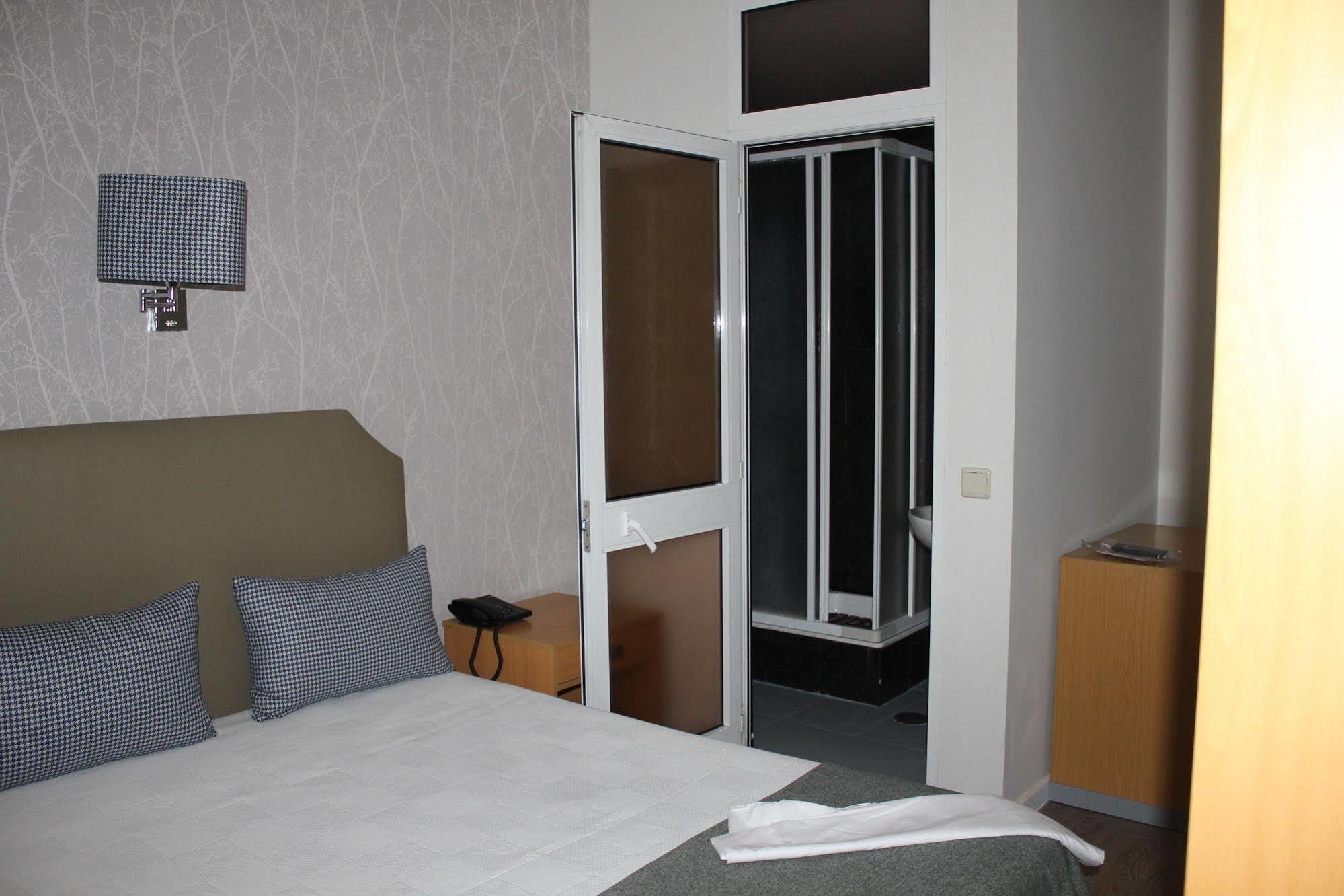 Guest House Porto Clerigus Exterior foto