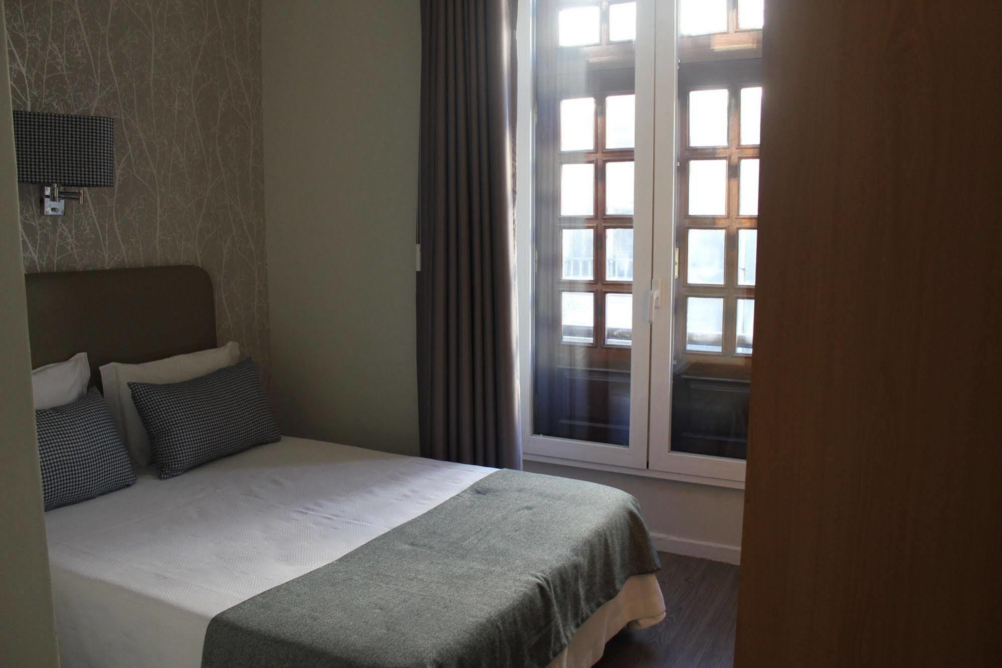 Guest House Porto Clerigus Exterior foto